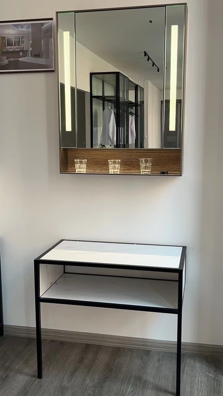Fornecimento de fábrica Combinação de madeira de alumínio Smart Mirror Cabinet Switch Touch Ajustável com LED Defogger
