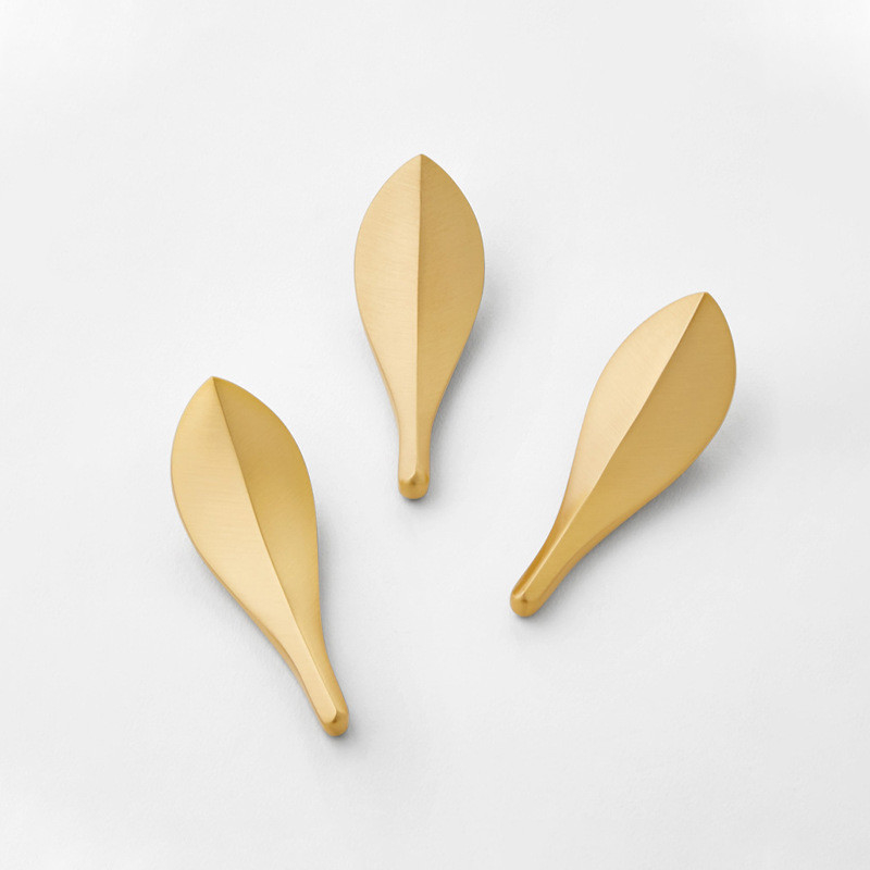 Nordic Brass Glod Leaves Cabinet Door Wardrobe Handle 2pares Muralha Handle Knob Double Hole Fixado Equipado com parafuso