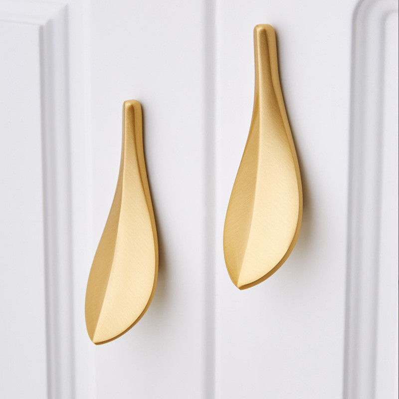 Nordic Brass Glod Leaves Cabinet Door Wardrobe Handle 2pares Muralha Handle Knob Double Hole Fixado Equipado com parafuso